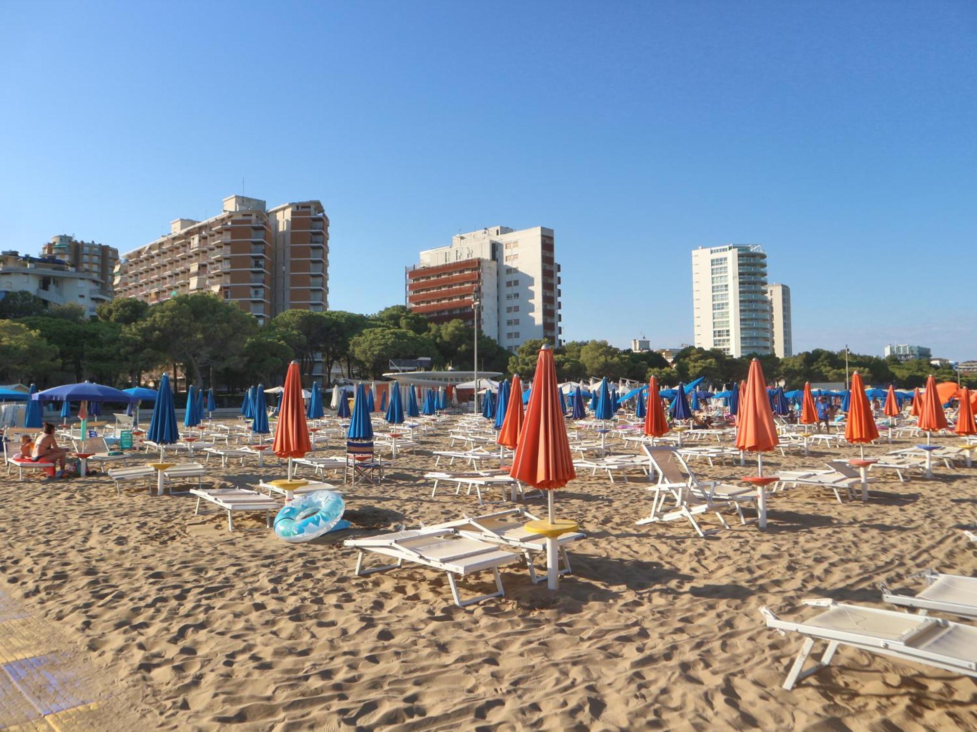 Appartamento Stiria Lignano Sabbiadoro Esterno foto
