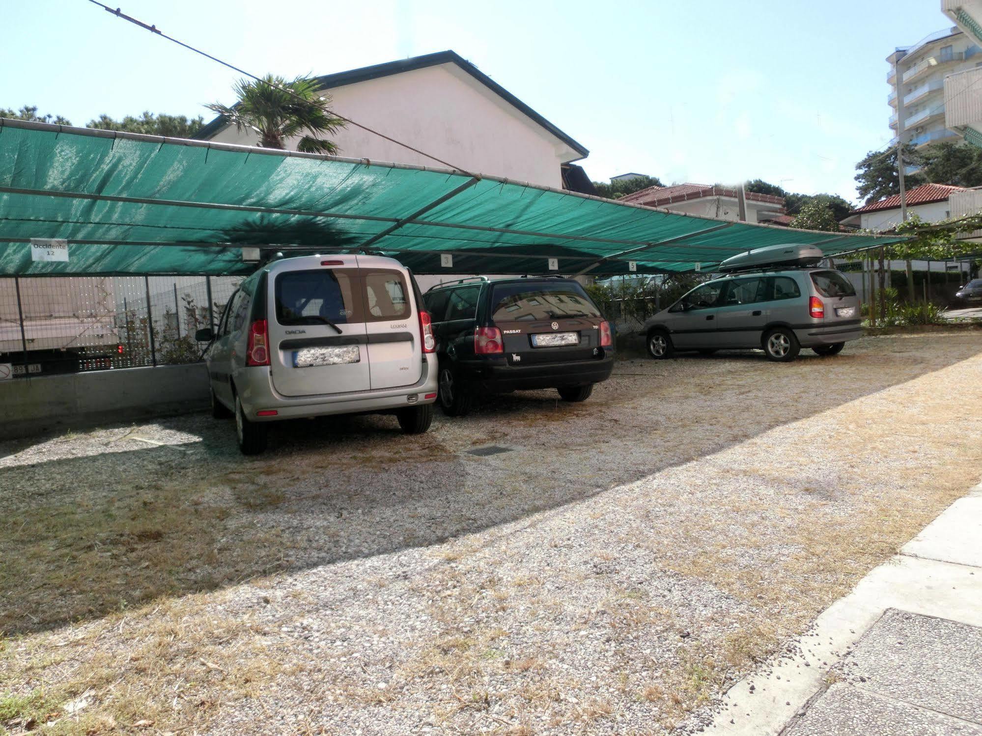 Appartamento Stiria Lignano Sabbiadoro Esterno foto